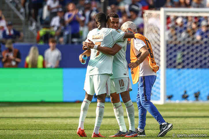 Can Mbappé & Dembélé win the World Cup too, like this legendary duo?
