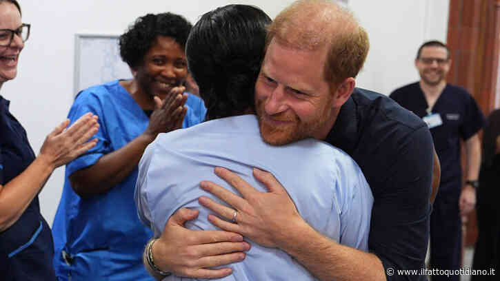 “Camilla e William stanno facendo di tutto per rubare la scena a Harry, sono ovunque in questi giorni come mai prima ma lui è andato in un ospedale pediatrico e tutti gli volevano bene”: i retroscena da Londra