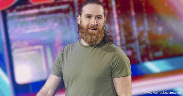 WWE Hall of Famer Explains Why Sami Zayn’s RAW Title Loss Made Sense