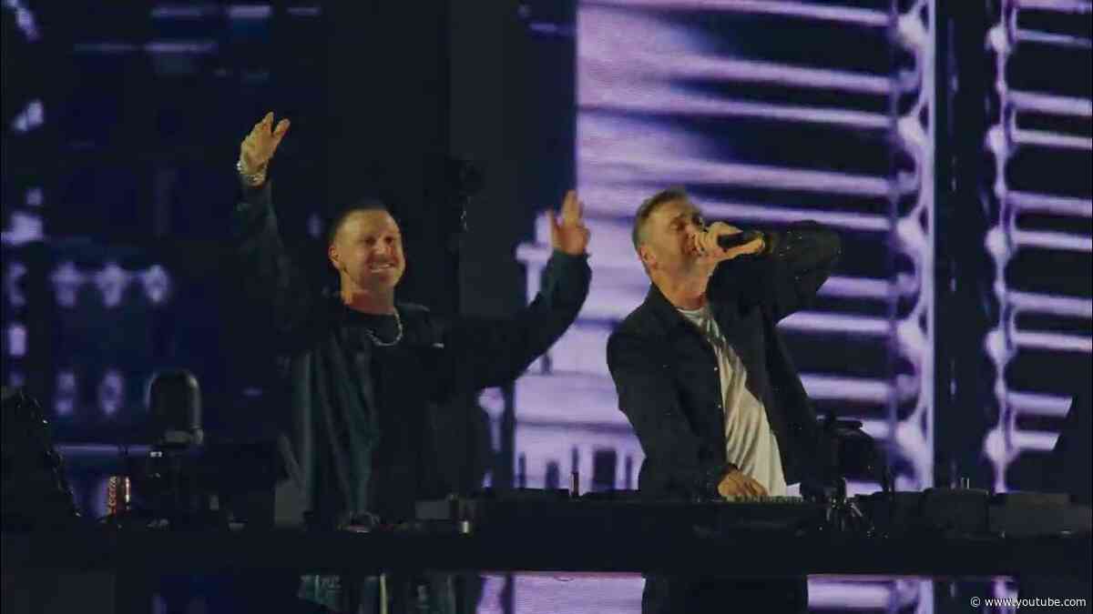 David Guetta, Marten Hørger, Men Machine - Engage feat. Vitalic (Live @ Stade de France)