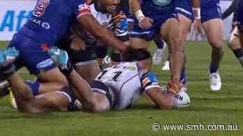 Fainu punches over to narrow the margin