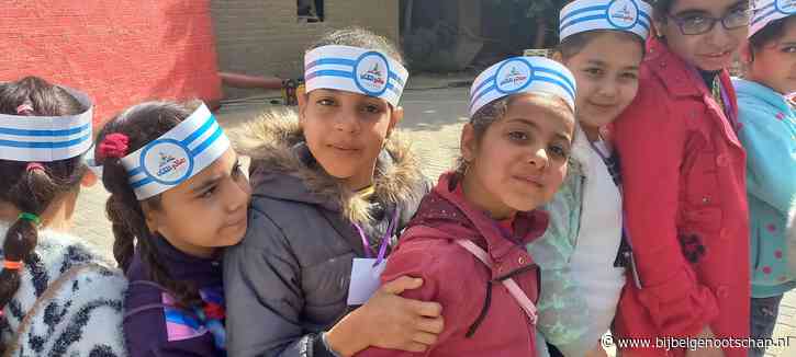 Dankzij uw steun groeit Mobile Bible World in Egypte verder 