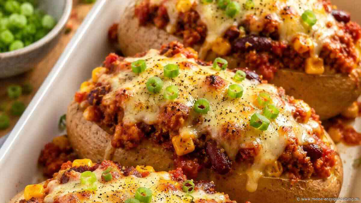 Tex-Mex trifft Ofenkartoffel: Dieses proteinreiche Ofengericht steckt voller Geschmack