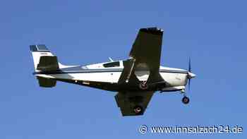 Pilot mit Fehleinschätzung: Cessna legt bei Landshut Bruchlandung hin