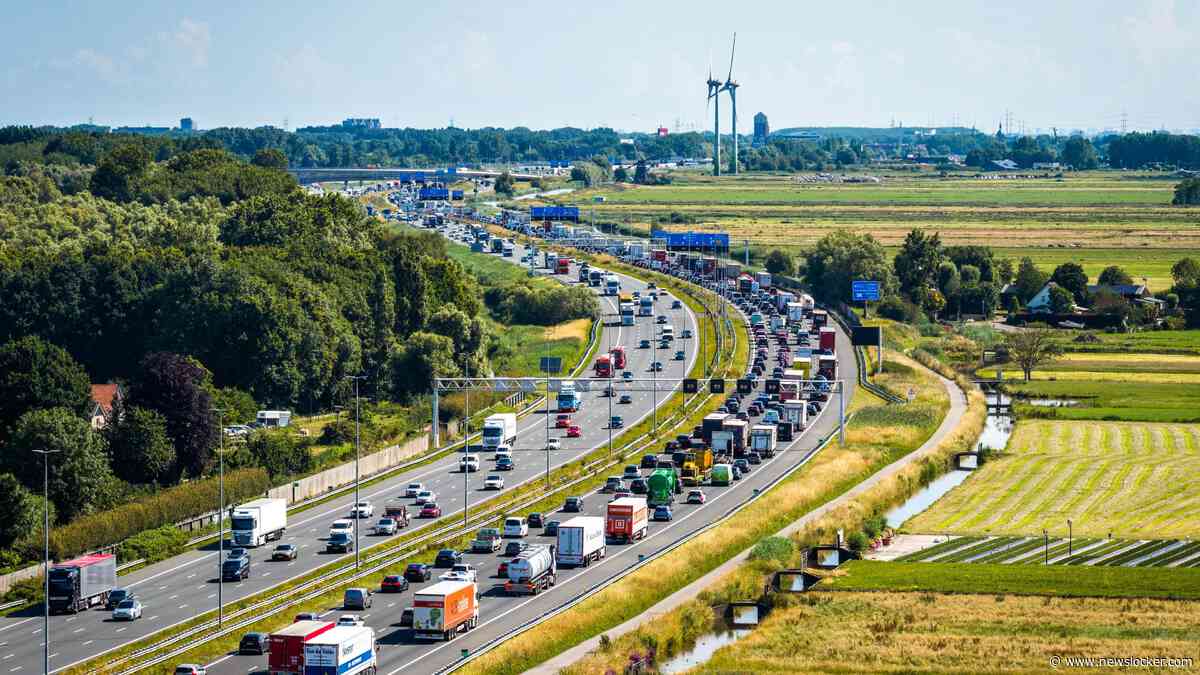 LIVE | Veel vakantiegangers op de weg: extra drukke vrijdagmiddagspits verwacht