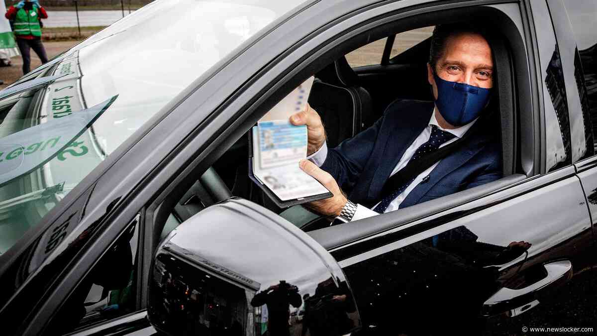 LIVE | Hugo de Jonge ontwijkt vragen tijdens coronaverhoor: ’Ik vind dat moeilijk om te zeggen’