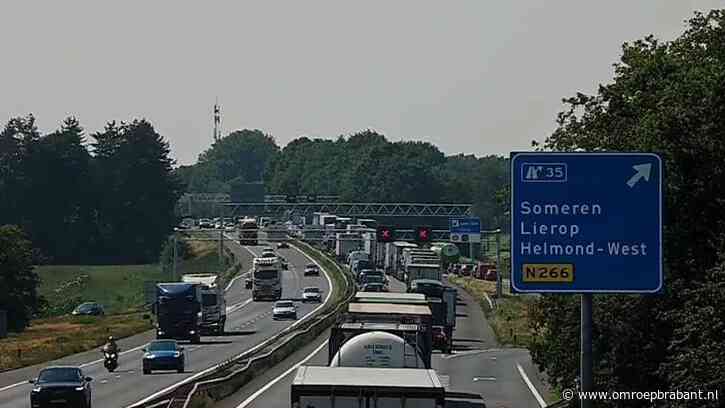 A67 nog uren dicht tussen Someren en Geldrop door ongeluk