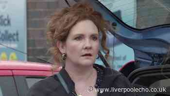 Coronation Street fans 'work out' Fiz's affair with resident in 'ultimate betrayal'