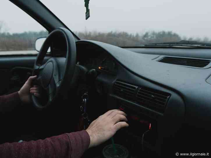 Frenata automatica e anti-distrazione: così l’Ue cambia la sicurezza delle auto nuove