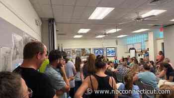 Parents pack Old Saybrook Board of Ed meeting about literacy