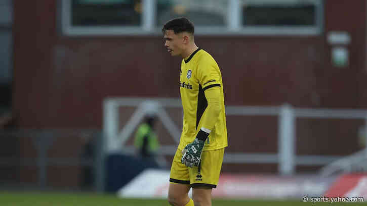 Bristol Rovers keeper Ward joins Walsall