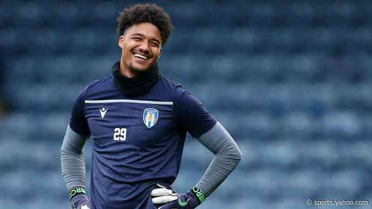 Bromley sign former Wycombe goalkeeper George