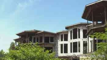 Oregon ‘mega-mansion’ sits unfinished 30 years later