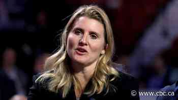 Hockey legend Hayley Wickenheiser parts ways with Maple Leafs after 8 seasons