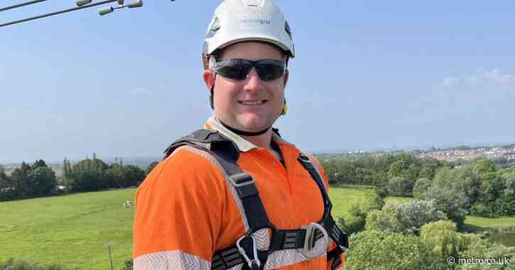 ‘I mend cables 476ft up – and sing along to the Spice Girls’