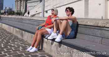 10 pictures of people basking in Liverpool's hot weather as temperatures soar