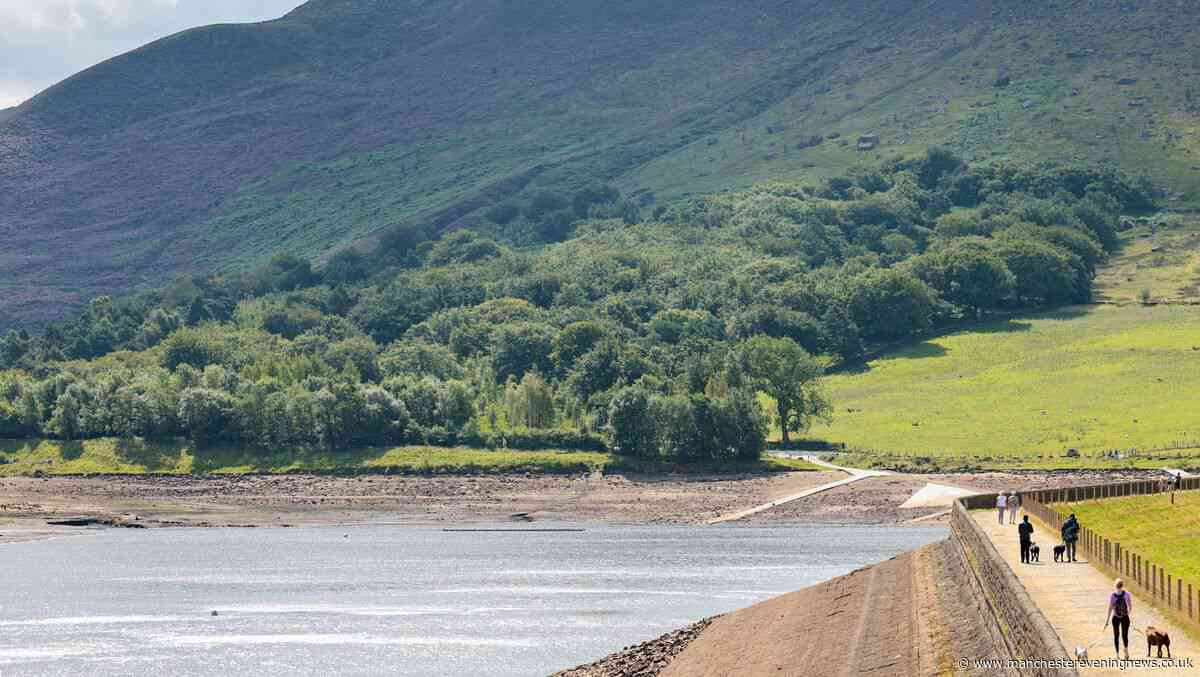 Tragedy as teen, 18, dies in Dovestone reservoir