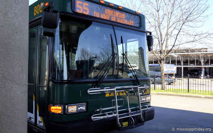 Jackson bus drivers threaten to walk off the job Monday as talks continue into the weekend