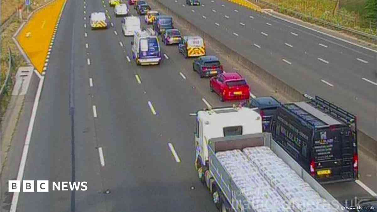Major M25 delays following emergency repairs