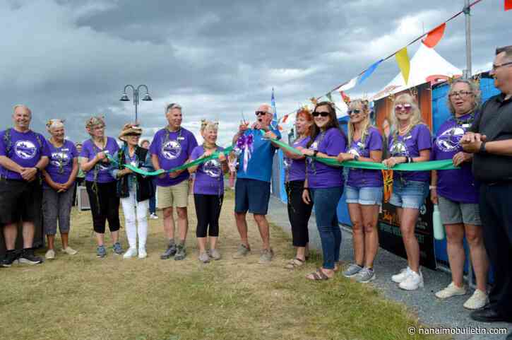Iconic Parksville sand sculpting competition now underway