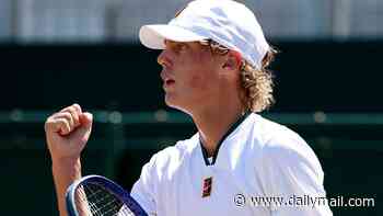 Cruz Hewitt reaches Wimbledon final, celebrates with Roger Federer's twin daughters