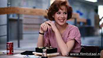 Ze was de ultieme jaren 80-muze maar baalde van die typecasting: Zo gooide Molly Ringwald haar carrière om