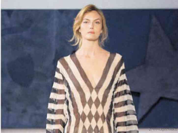 L'alta moda firmata Chiuri. Fendi in bianco e nero (anche) in pellicce intarsiate