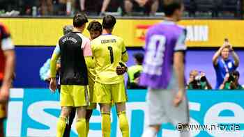 "Beschissenes Gefühl": Weinender Courtois drückt Belgiens patzenden Ersatz-Torwart ganz fest