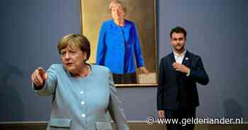 Staatsieportret ‘Mutti’ Merkel eindelijk klaar, maar er ontbreekt iets essentieels
