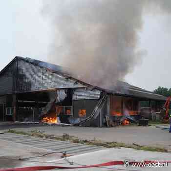 Schuur verwoest door brand bij boerderij in Dalfsen