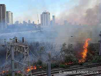 London weather LIVE: Bushfire sparks travel chaos as heatwave predicted to last even longer