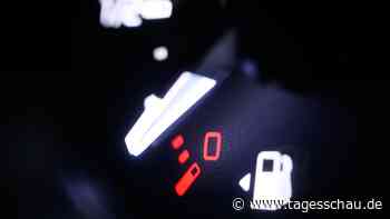 Mit dem richtigen Fahrverhalten spritsparend in den Urlaub