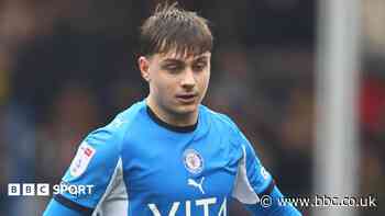 Reading sign Bristol City's Stokes on season loan
