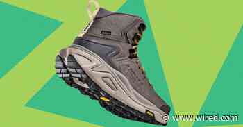 Best Hiking Boots (2026): Walking Shoes, Trails, Backpacking