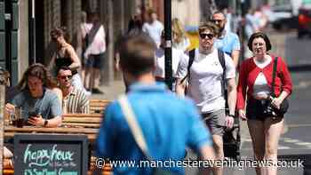 Met Office issues Greater Manchester weekend weather verdict as temperatures to hit 30C