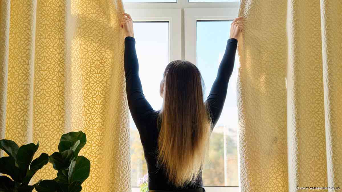 Should you open windows in a heatwave? Experts all say the same thing
