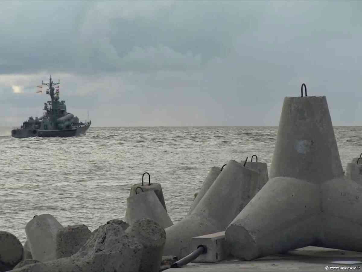 Allarme degli 007 sui piani di Putin: "Può colpire una base Nato nel Baltico"