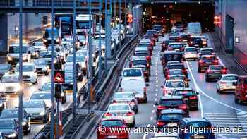 Kia-Fahrer rammt Autos auf Mittlerem Ring: 26-Jähriger stirbt bei Unfall