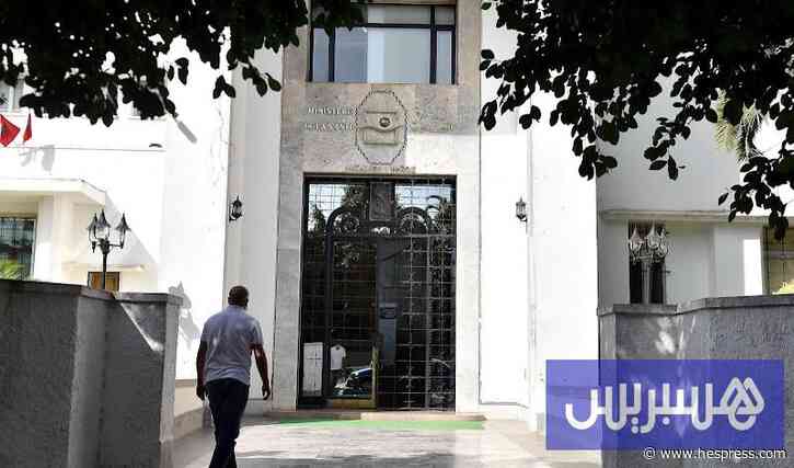 دكاترة ينشدون تسوية بقطاع الصحة