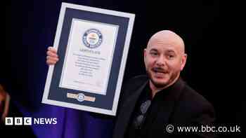 Pitbull fans set world record as 22,000 wear bald caps