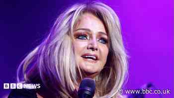 'Heartbroken' Catherine Zeta-Jones leads tributes to singer Bonnie Tyler