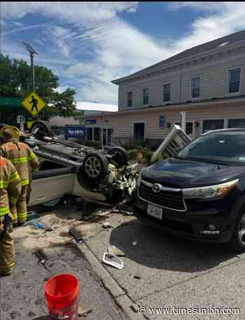 Elizaville couple in critical condition after rollover crash in Red Hook