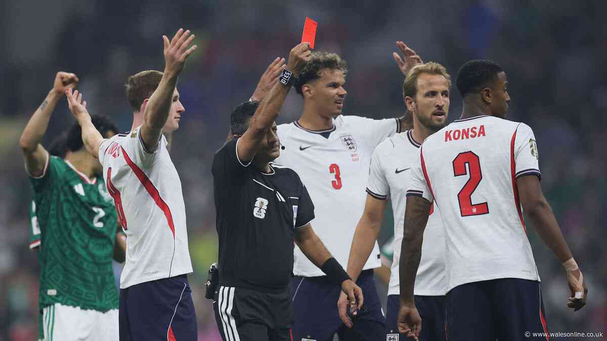 How much referees are paid to officiate at the World Cup