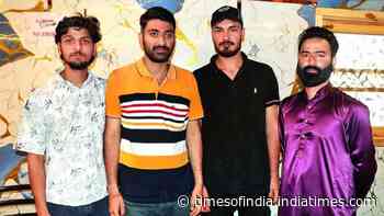 Jammu and Kashmir: Kashmiri Pandit's eatery sparks 'ghar wapsi' calls