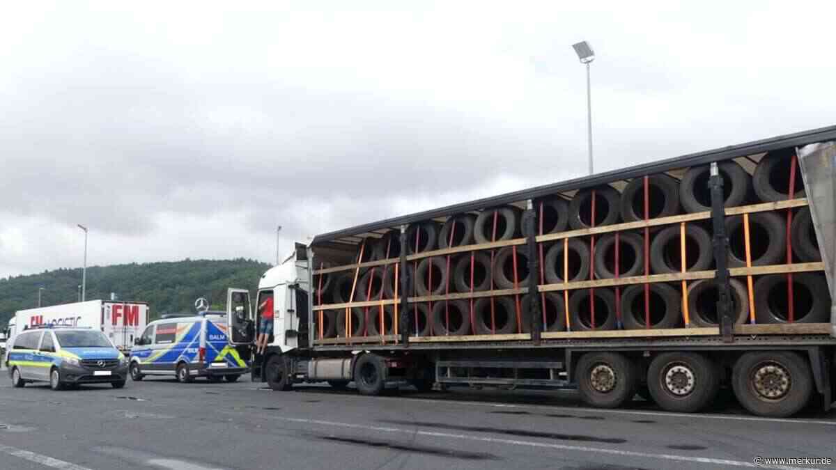 Fahrt wegen lebensgefährlichen Mängeln sofort beendet: Lkw auf der Autobahn gestoppt