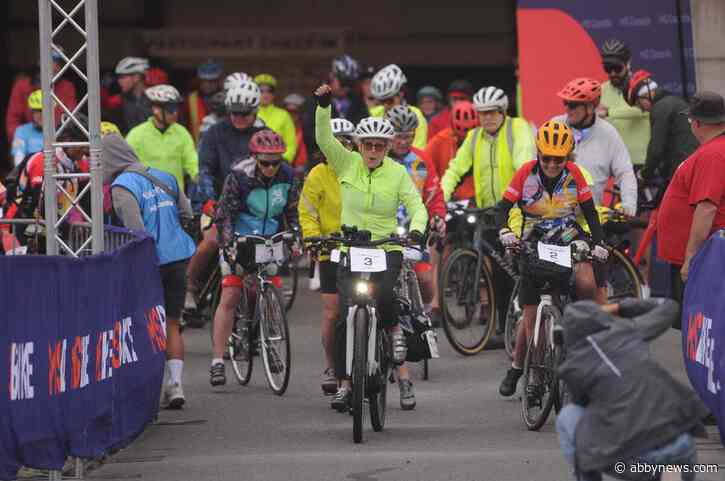 PHOTOS: Cyclists in Chilliwack ride in rain to raise funds for multiple sclerosis