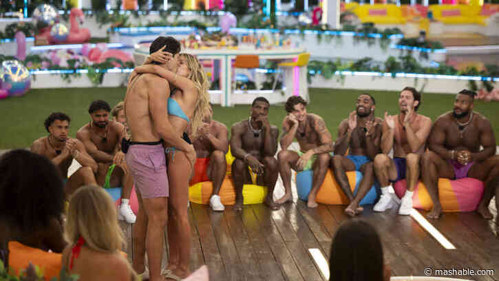 Is exclusive a valid relationship label? Love Island USA fans are split.