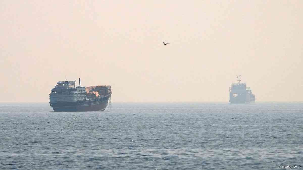 USA fliegen neue Luftangriffe: Iran: Straße von Hormus "bis auf Weiteres" gesperrt