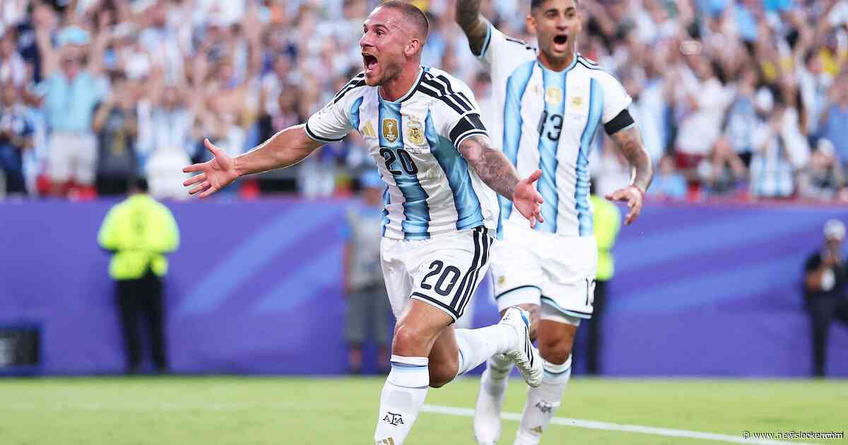 Argentinië teert op vroege treffer tegen Zwitserland, doelman Martinez voorkomt gelijkmaker