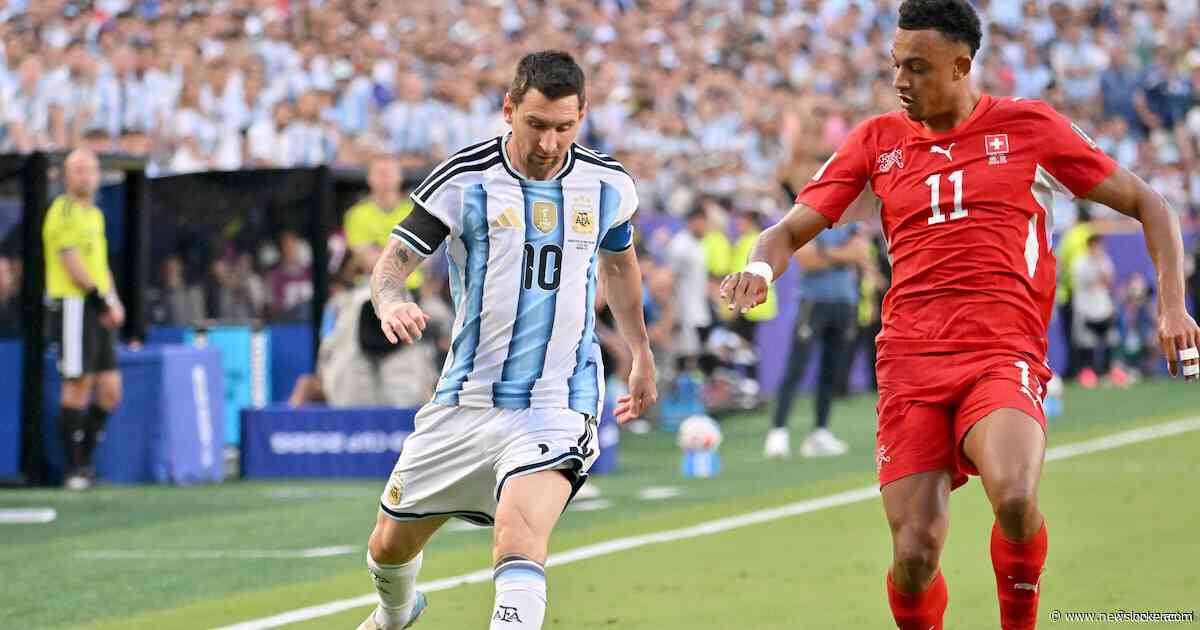 LIVE WK voetbal | Zwitserland verder met tien man tegen Argentinië door schwalble Embolo